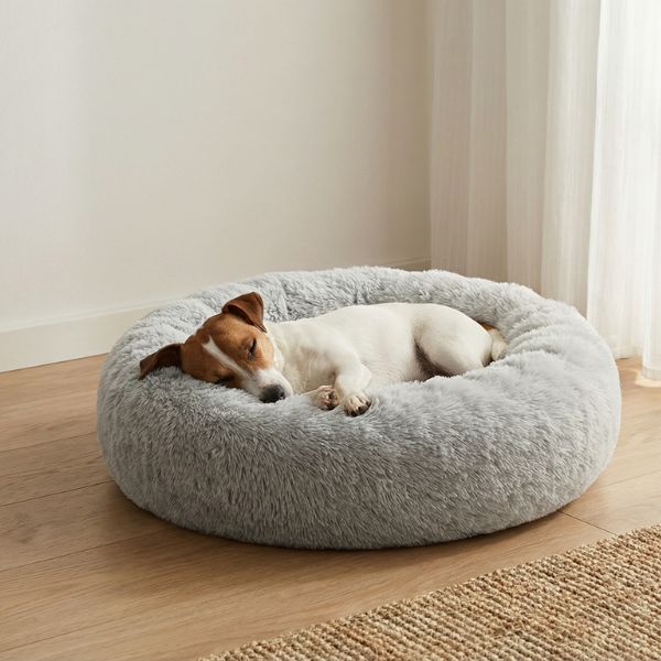 Plyšové pelechy pre psov a antistresové modely